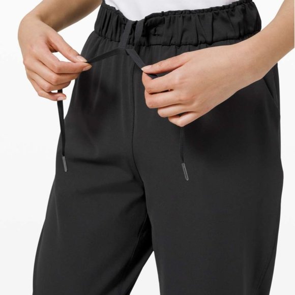 Lululemon Keep Moving Pant - Size 6 - Picture 10 of 10